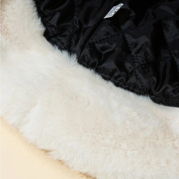 Soft Beige Hat - Picture 3 of 3